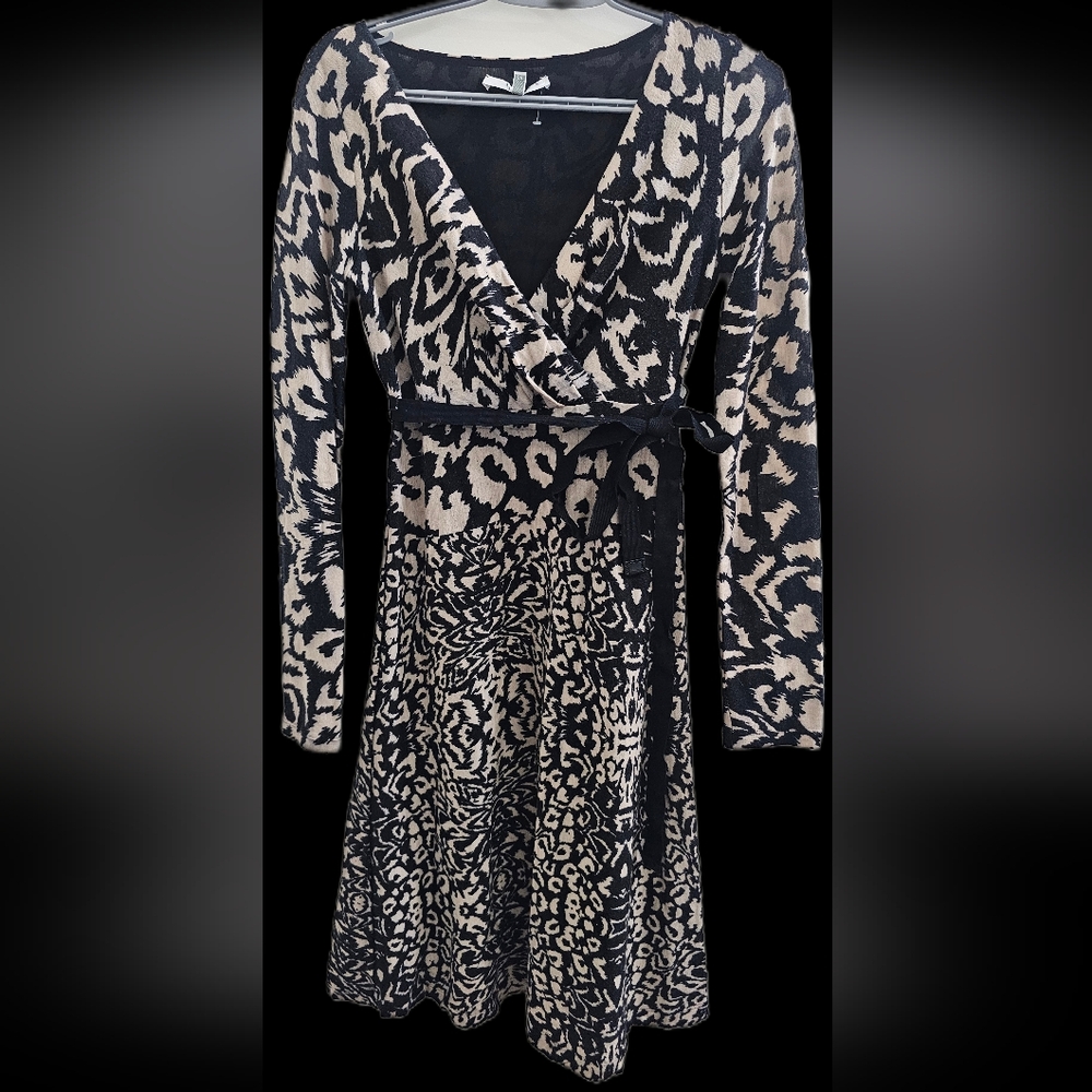 MAXMARA Black and Cream Patterned Dress